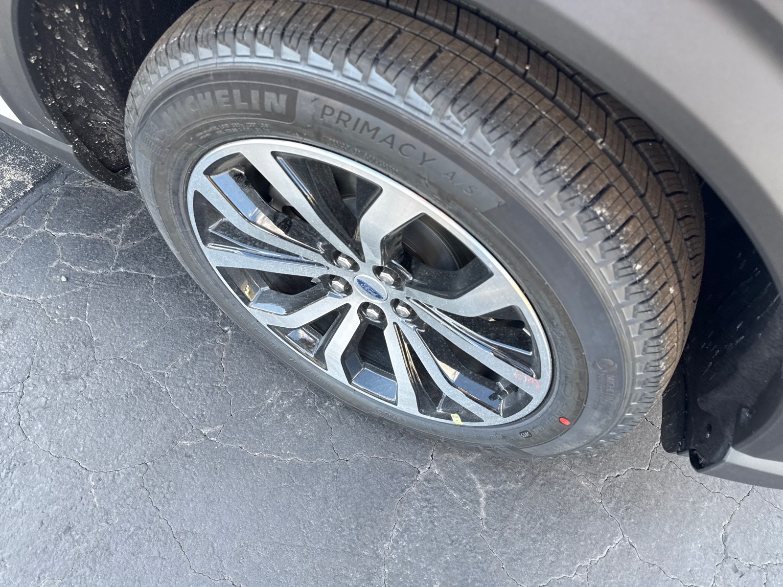 2026 Ford Explorer ST-Line photo 3