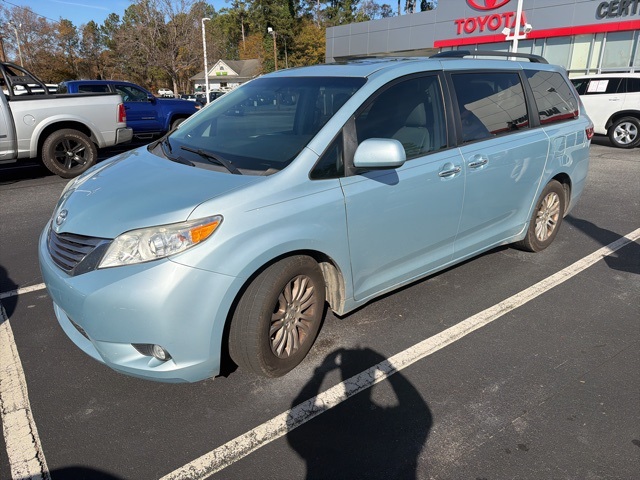 2016 Toyota Sienna XLE Premium