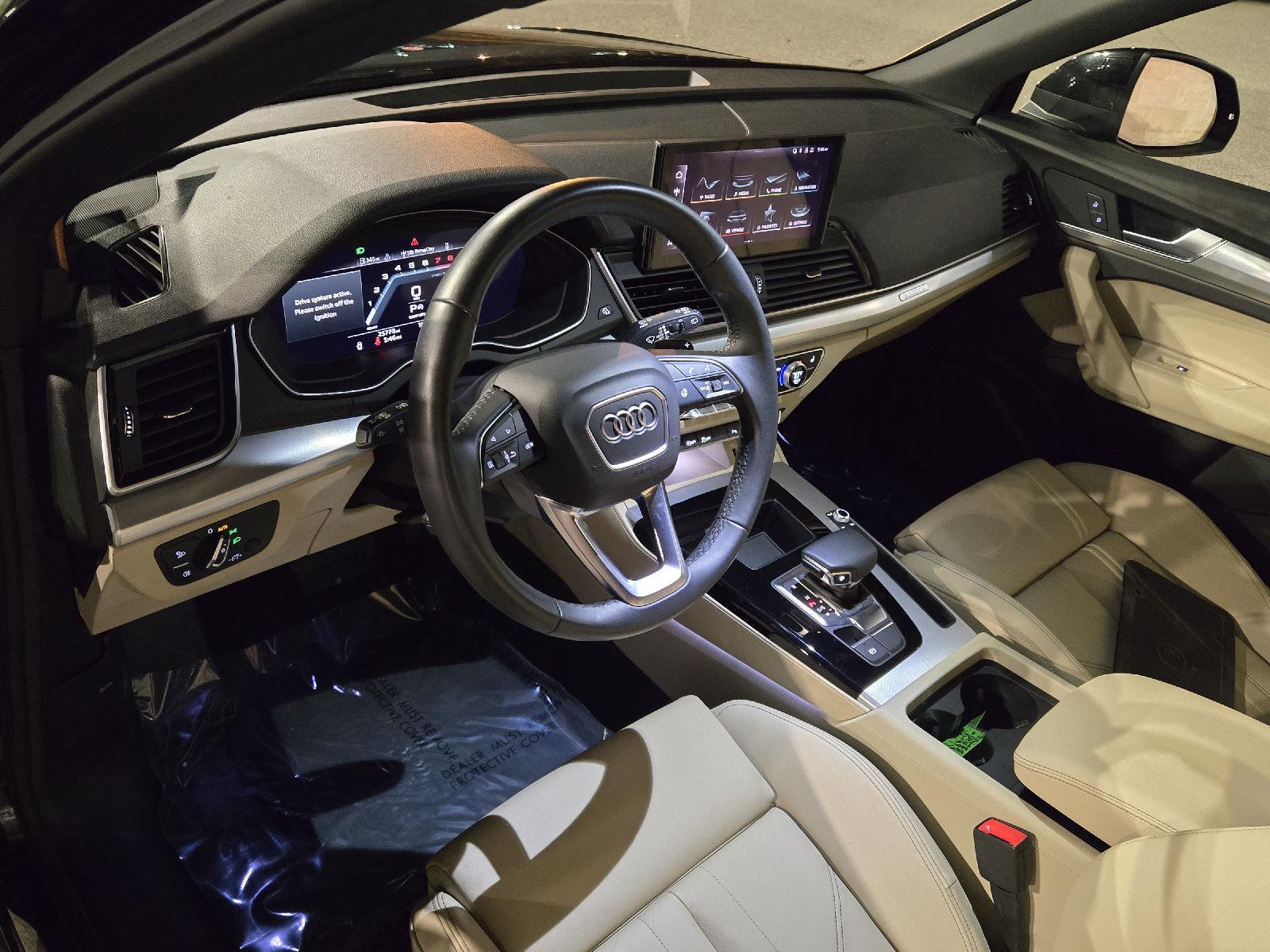 2025 Audi Q5 S line Premium photo 2