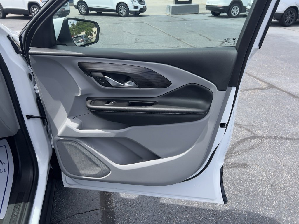 2024 Gmc Terrain SLE photo 8