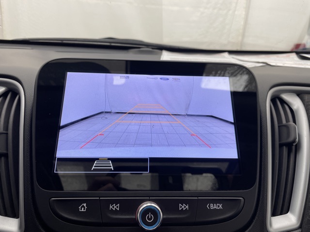 2023 Chevrolet Malibu 1LT photo 3
