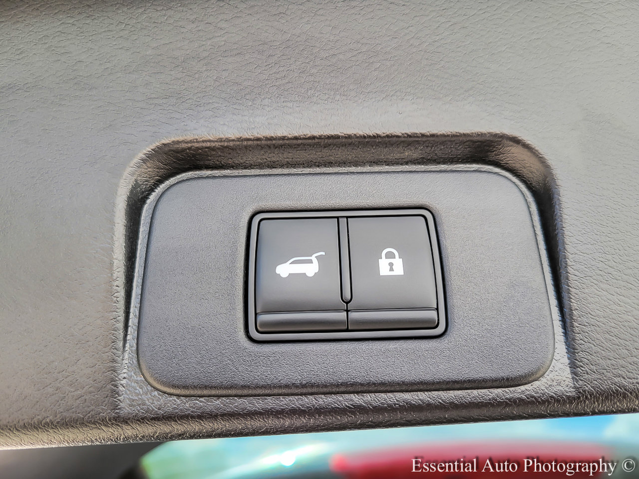 2022 NISSAN ROGUE - Image 21