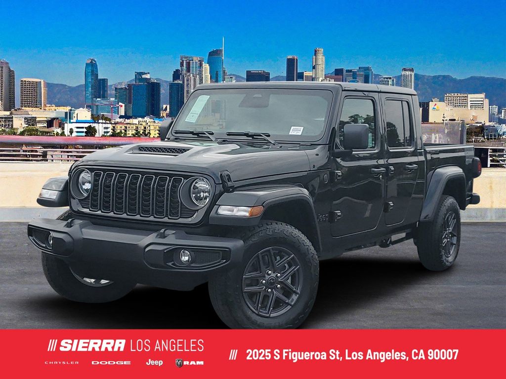 2026 Jeep Gladiator Sport S's photo