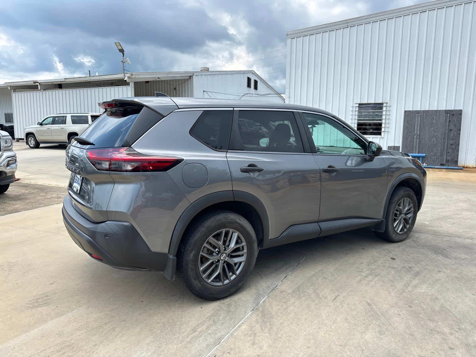 2021 Nissan Rogue S photo 10