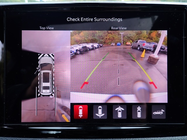 2025 Chrysler Pacifica photo 19