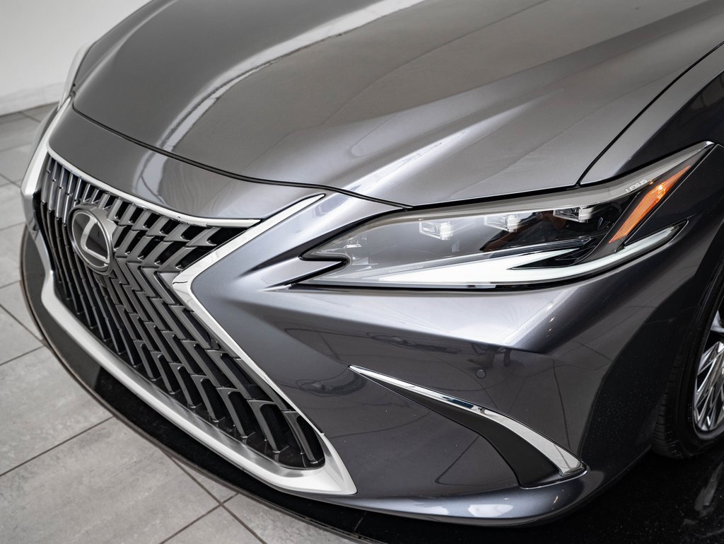 2025 Lexus ES 350 Ultra Luxury photo 3
