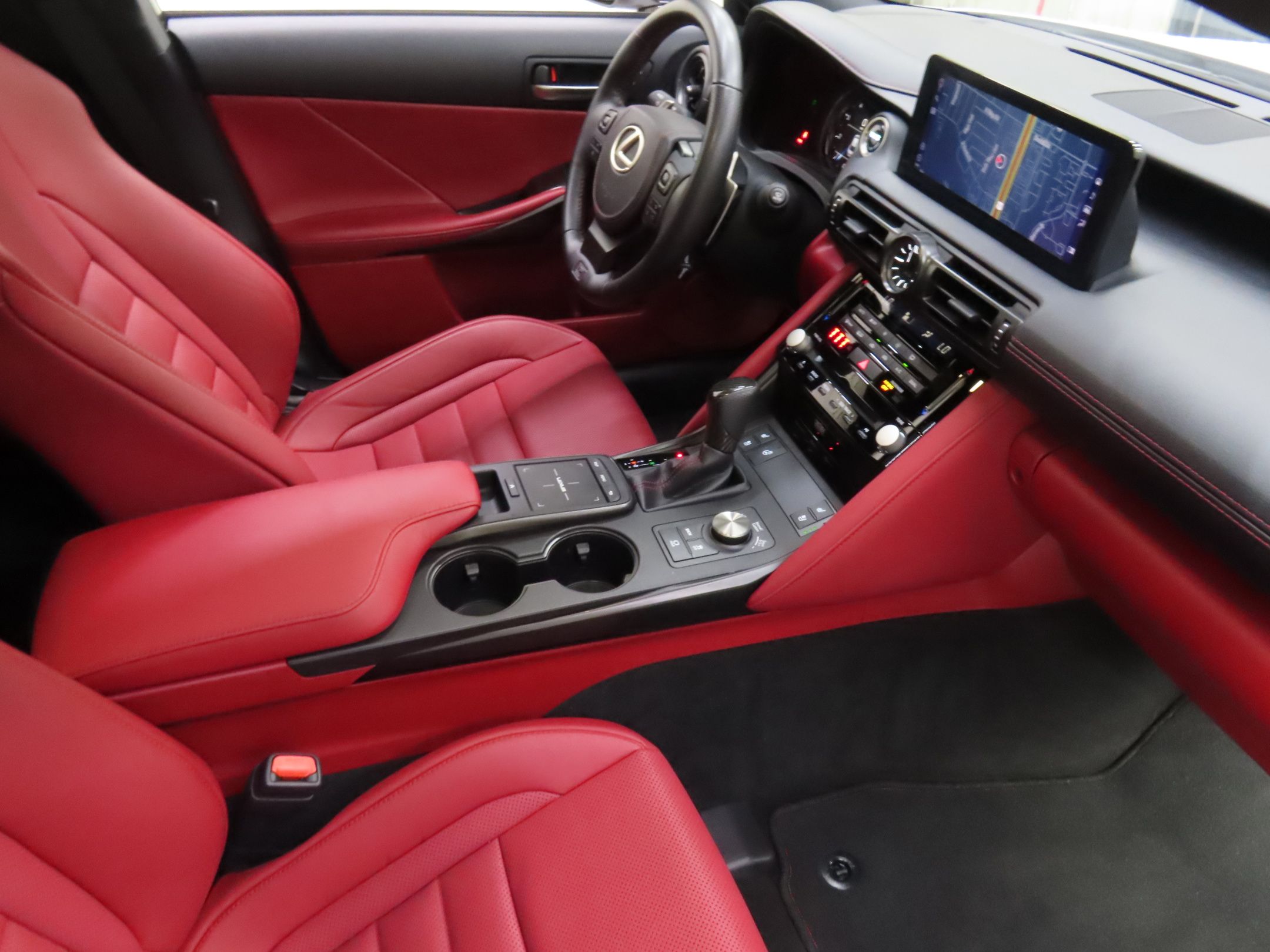 2023 Lexus IS 500 F SPORT Performance photo 24