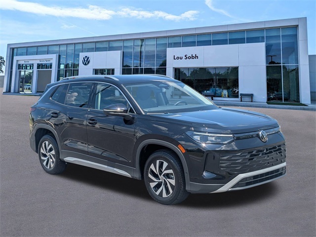 2025 Volkswagen Tiguan S's photo