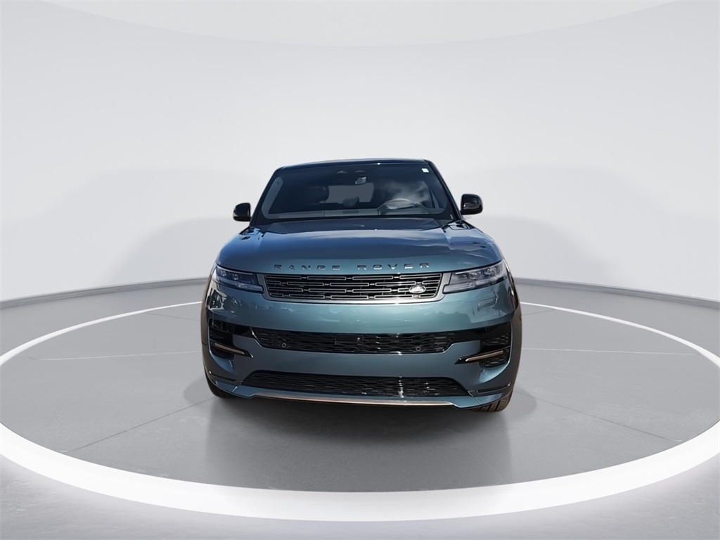2025 Land Rover Range Rover Sport SE photo 3