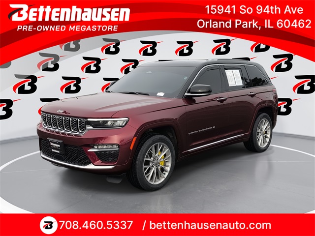 2023 Jeep Grand Cherokee Summit's photo