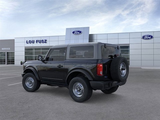 2025 Ford Bronco Base photo 4