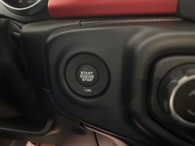 2020 Jeep Wrangler Unlimited Rubicon photo 26