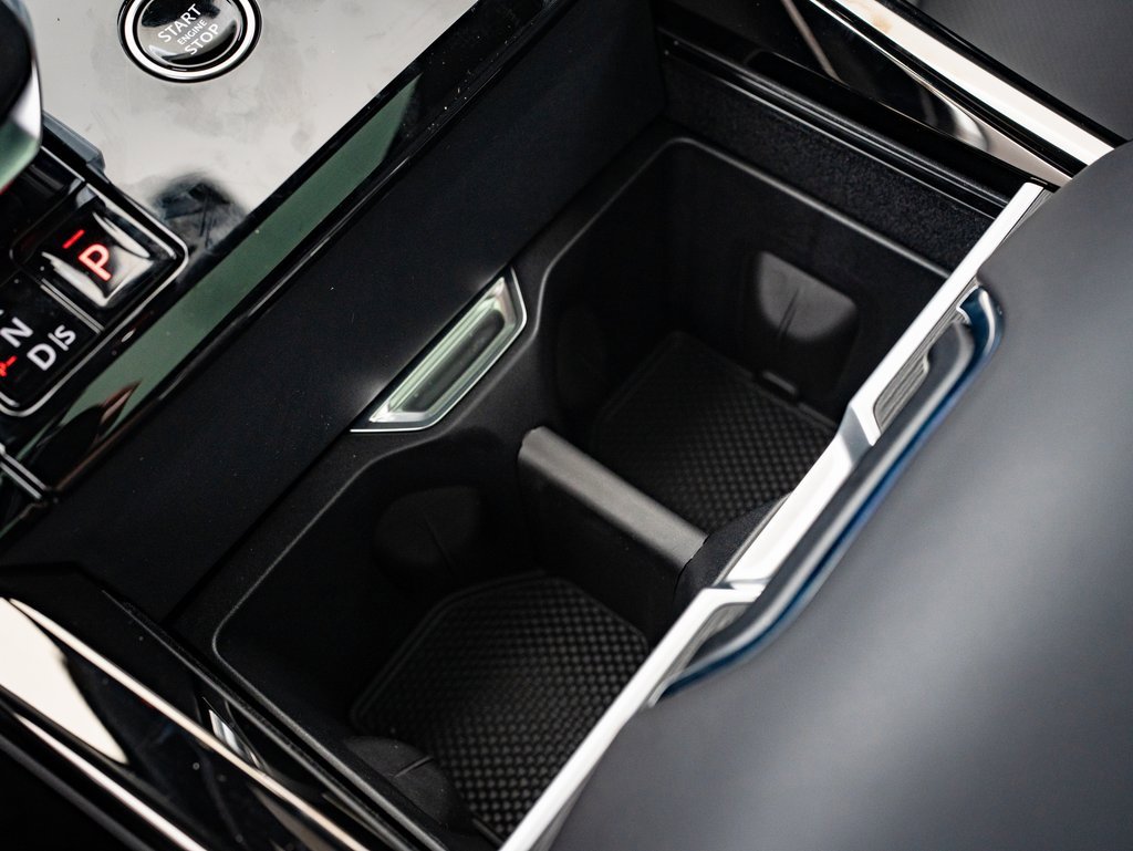 2025 Land Rover Range Rover Sport SE photo 27