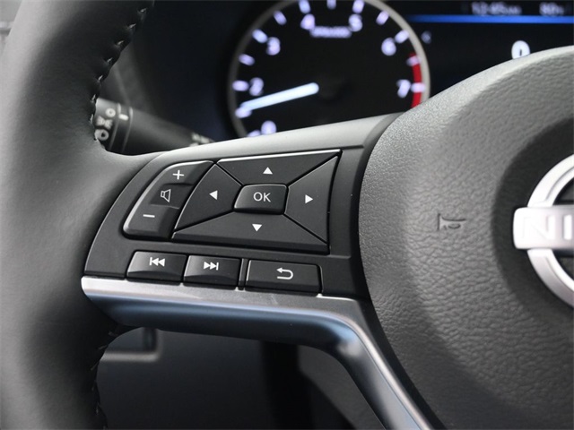 2025 Nissan Sentra SV photo 24
