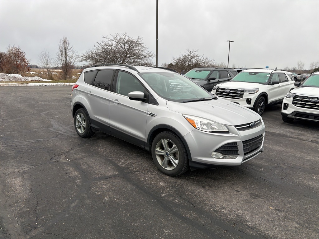 2016 Ford Escape SE's photo