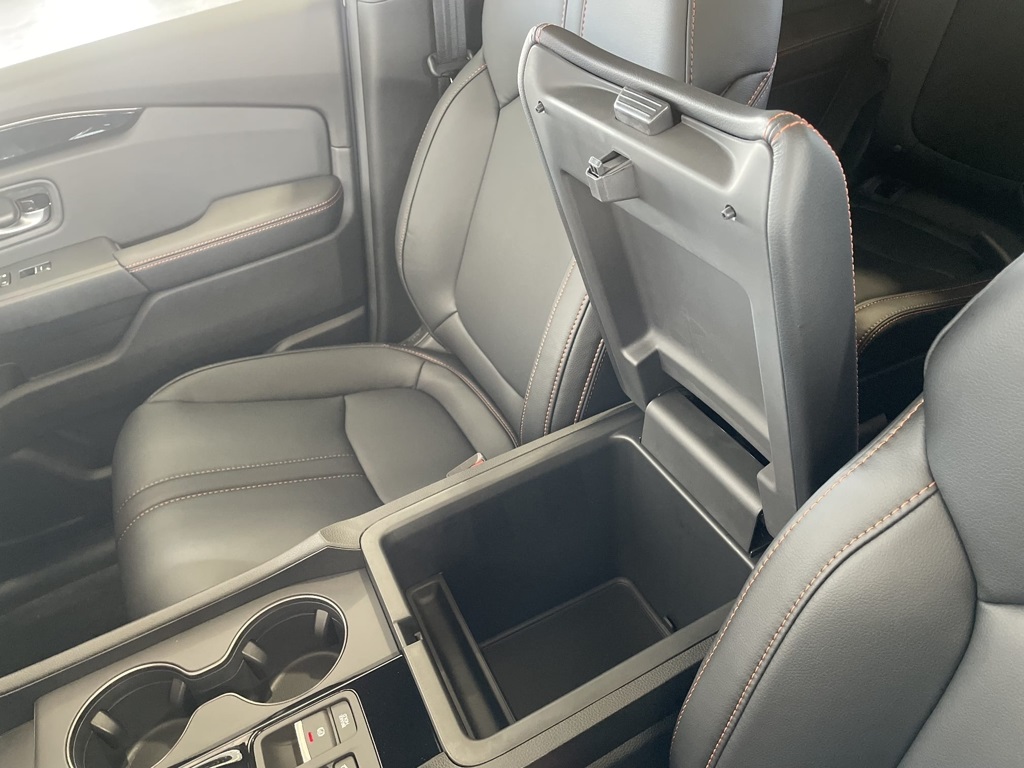 2025 Honda Pilot TrailSport photo 35