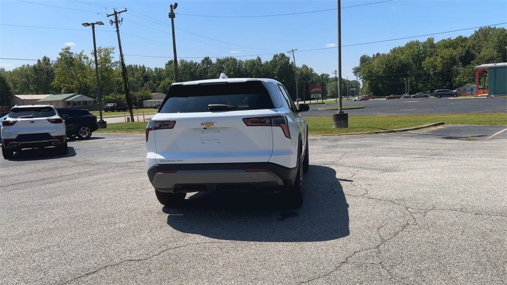 2026 Chevrolet Equinox LT photo 8