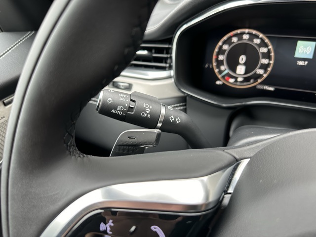 2026 Jaguar F-PACE P250 R-Dynamic S photo 17