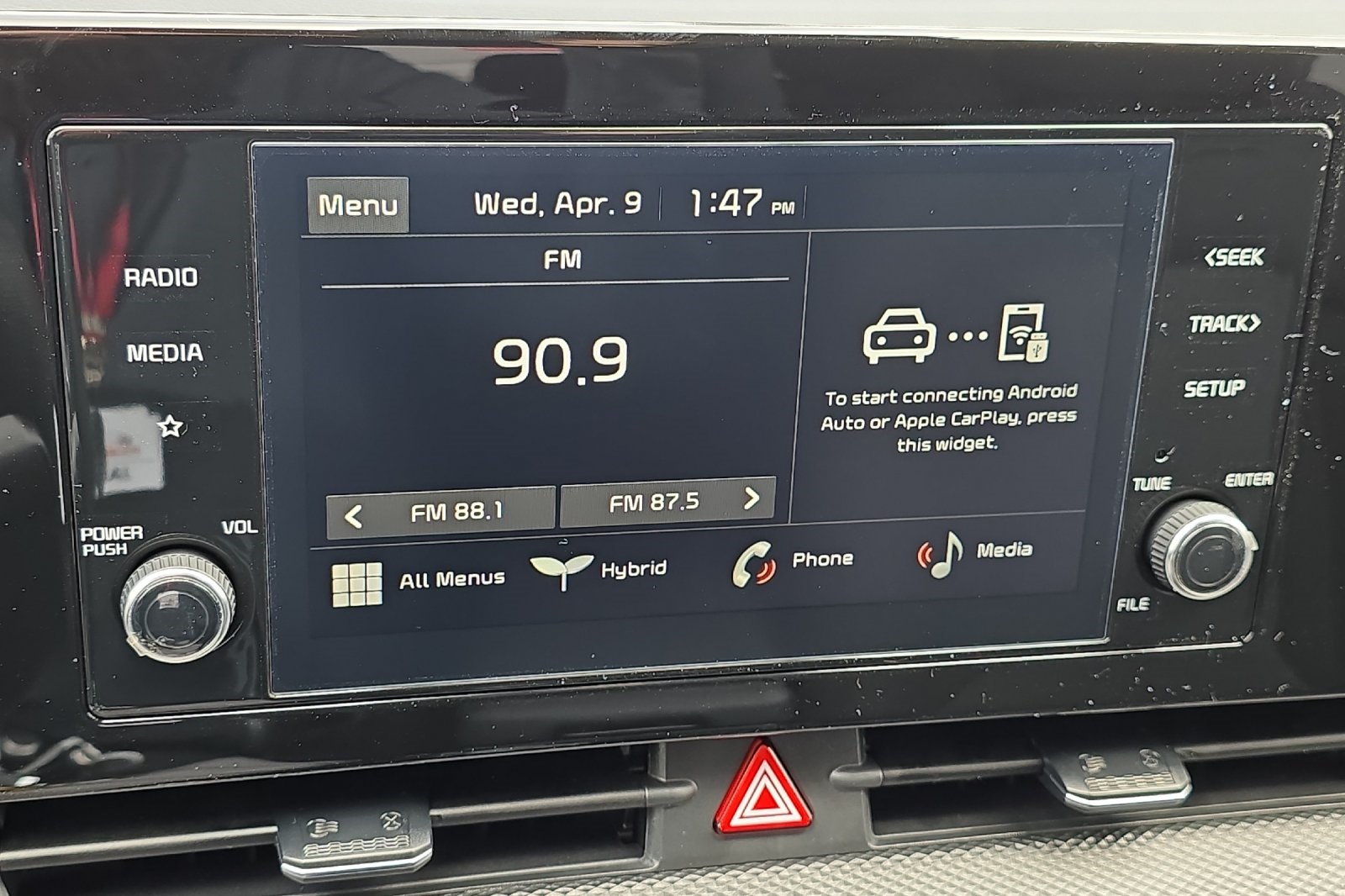 2025 Kia Sportage Hybrid LX photo 13