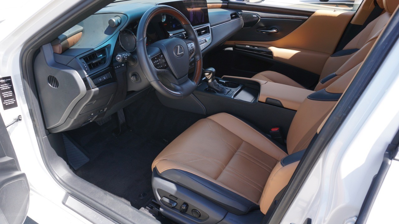 2023 Lexus ES 350 Ultra Luxury photo 12