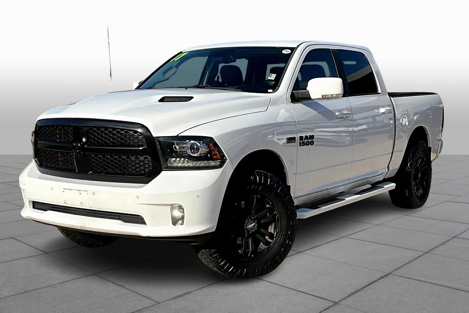 2017 Ram 1500 Sport photo 2