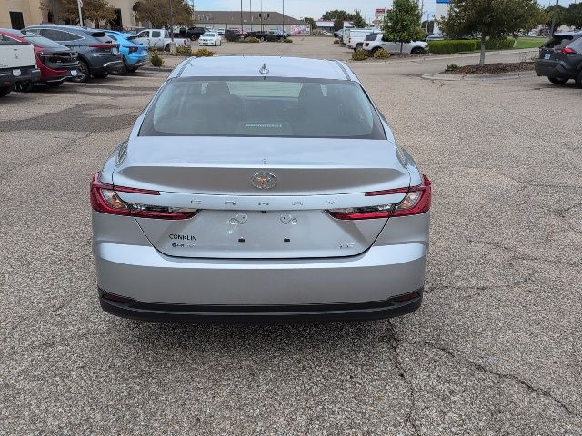 2025 Toyota Camry LE photo 16