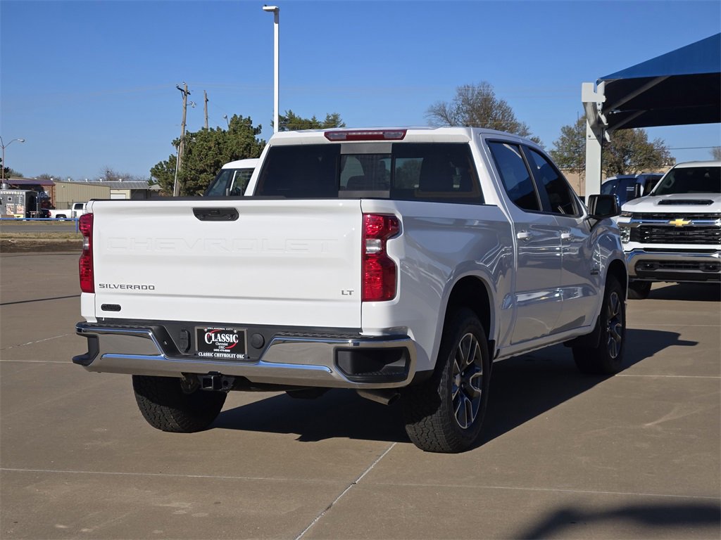 2025 Chevrolet Silverado 1500 LT photo 4