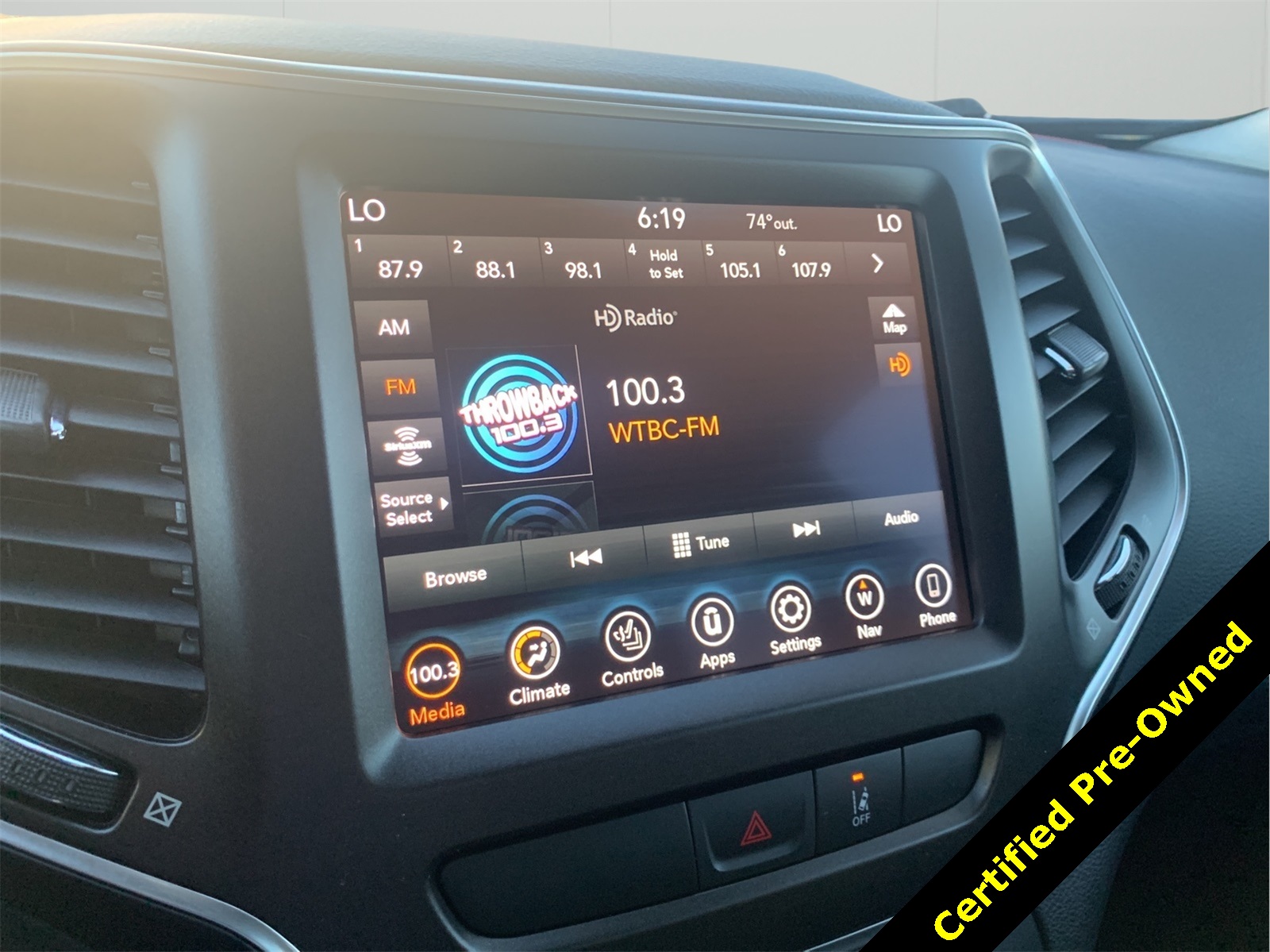 2022 Jeep Cherokee Trailhawk photo 19