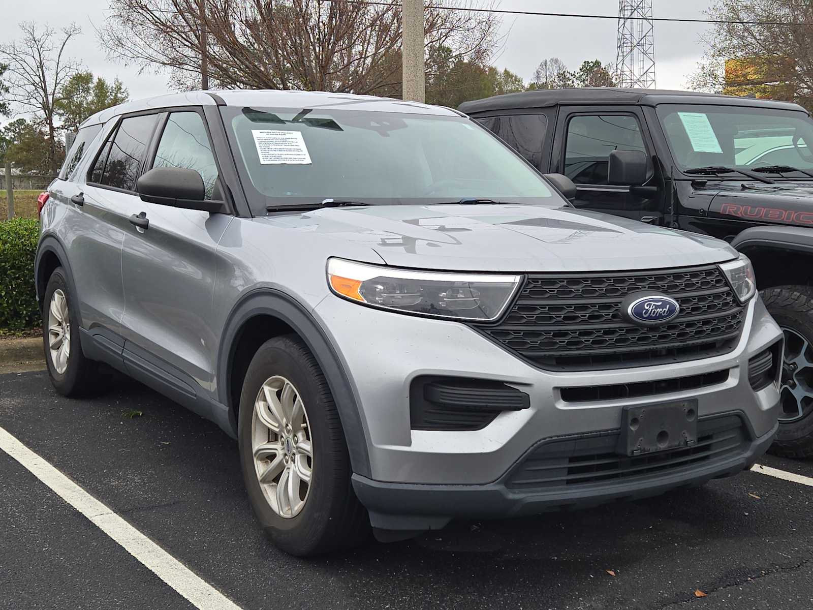 2020 Ford Explorer Base's photo