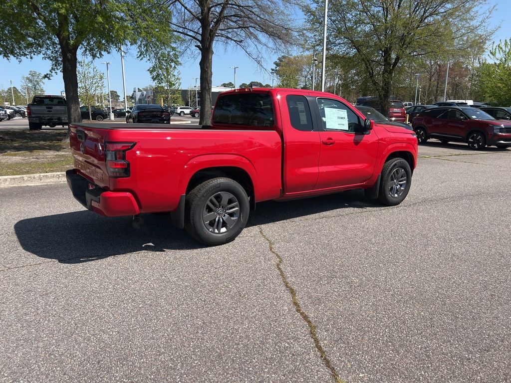 2025 Nissan Frontier King Cab SV photo 4