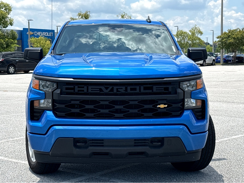 2025 Chevrolet Silverado 1500 Custom photo 2