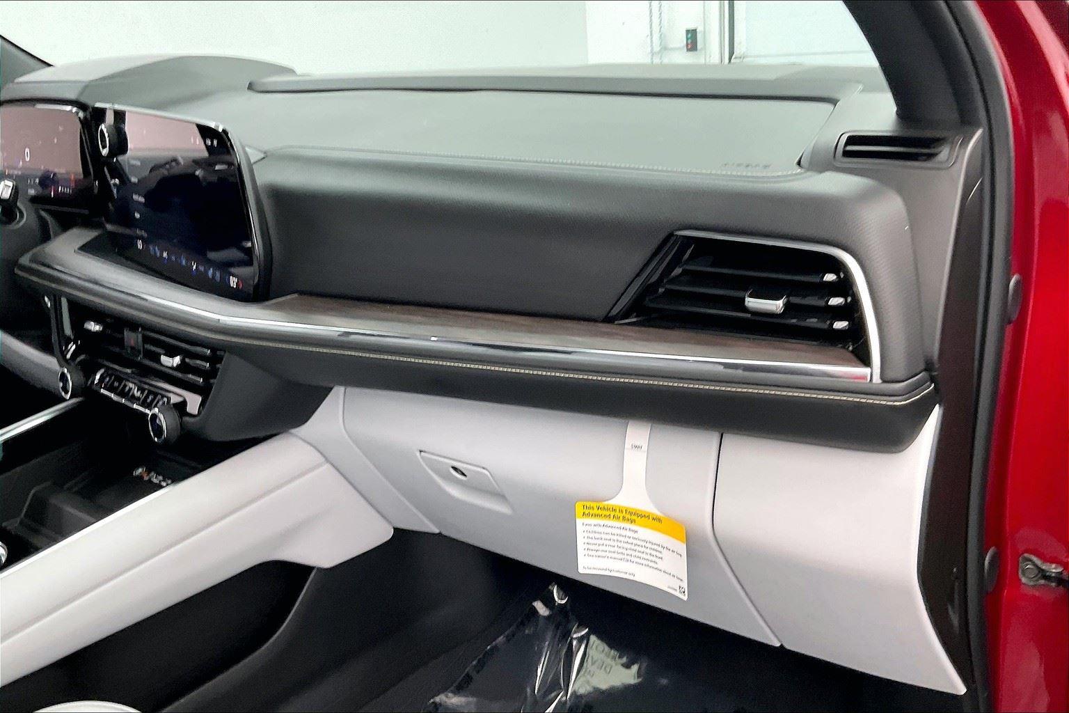 2025 Chevrolet Tahoe Premier photo 10