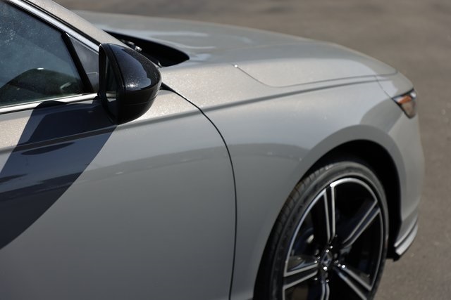 2025 Honda Accord Hybrid Sport photo 15