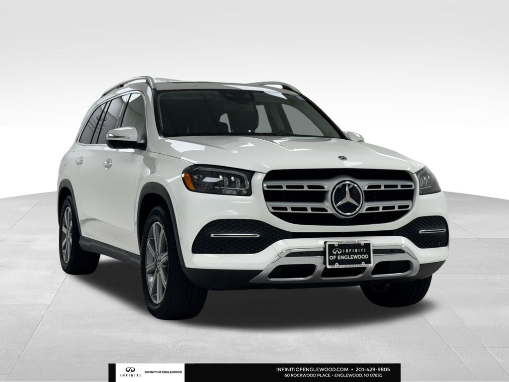 2022 Mercedes-Benz GLS GLS450's photo
