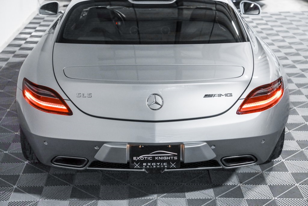 2011 Mercedes Benz SLS AMG photo 5