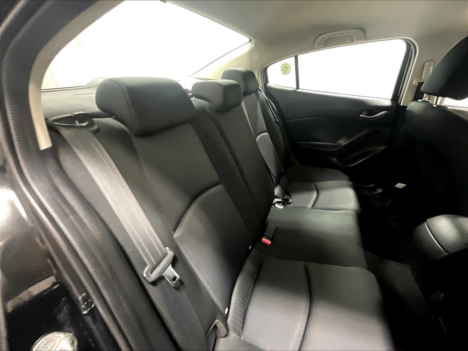 2016 Mazda Mazda3 i Sport photo 15