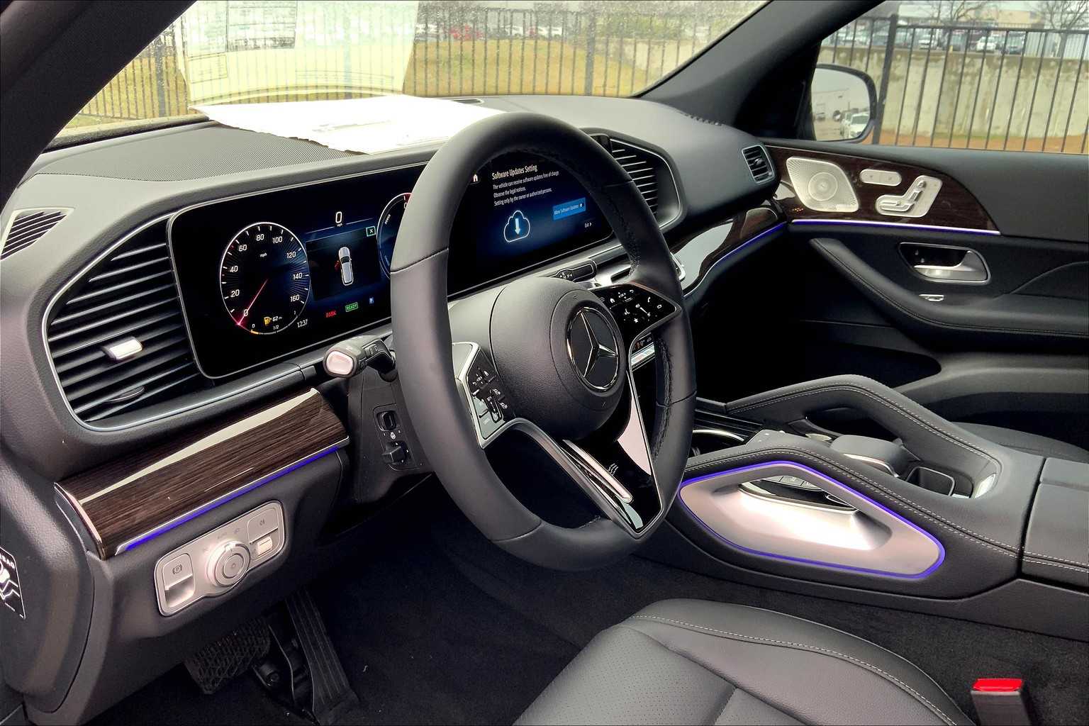 2025 Mercedes Benz GLE 450 4MATIC photo 9