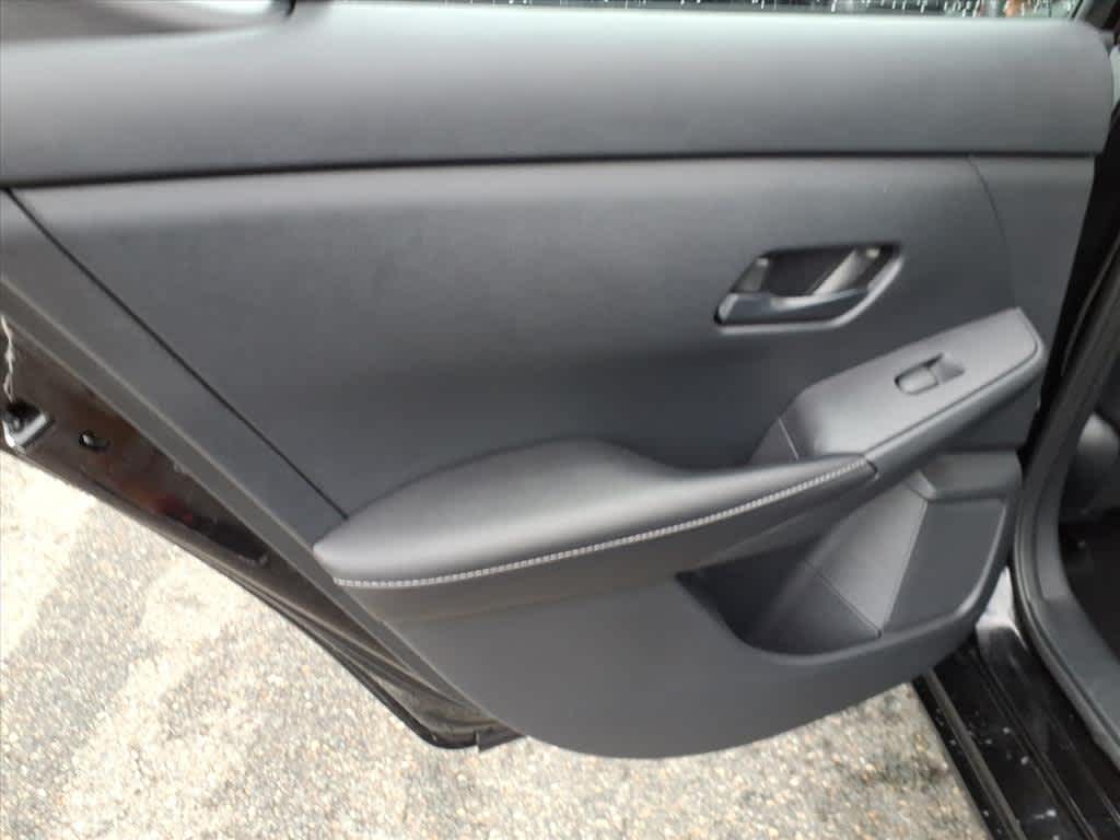 2024 Nissan Sentra SV photo 11