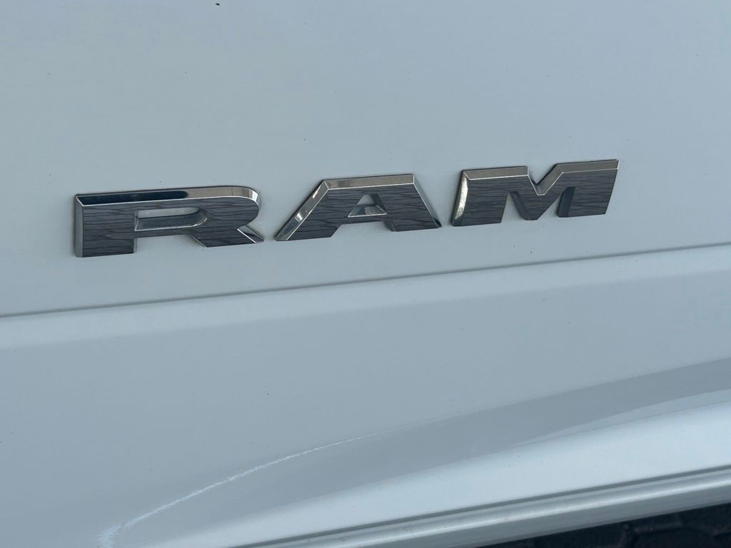 2024 Ram 2500 Big Horn photo 14