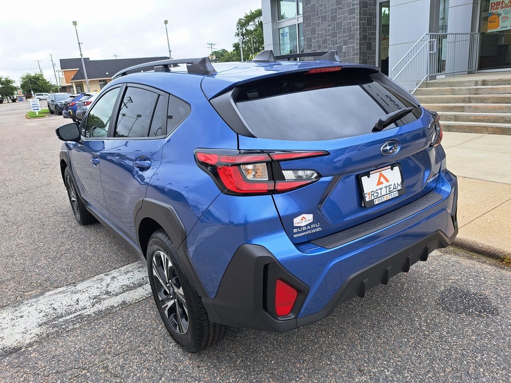 2025 Subaru Crosstrek Premium photo 3