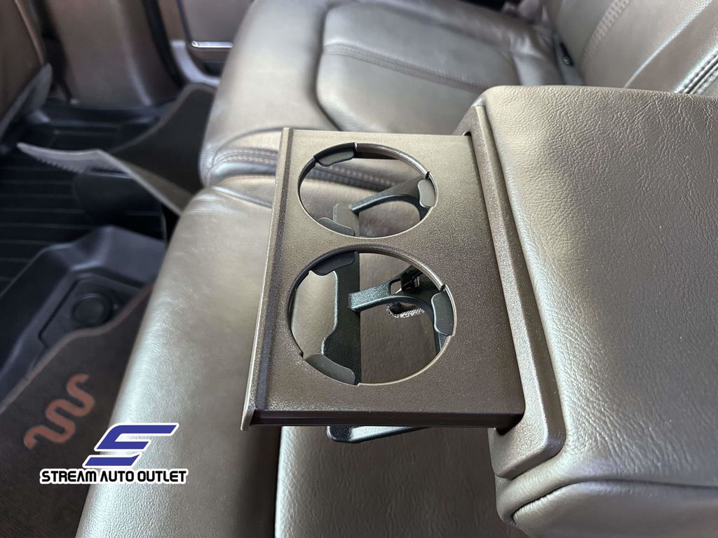 2016 Ford F-150 King Ranch photo 12
