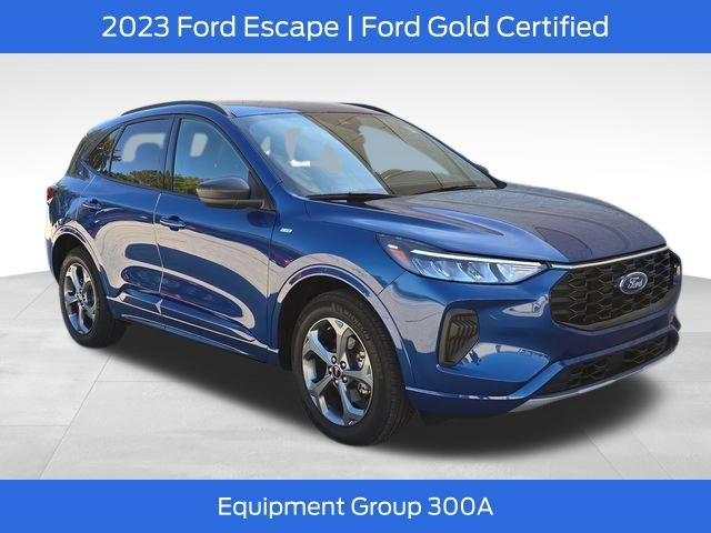 2023 Ford Escape ST-Line photo 14
