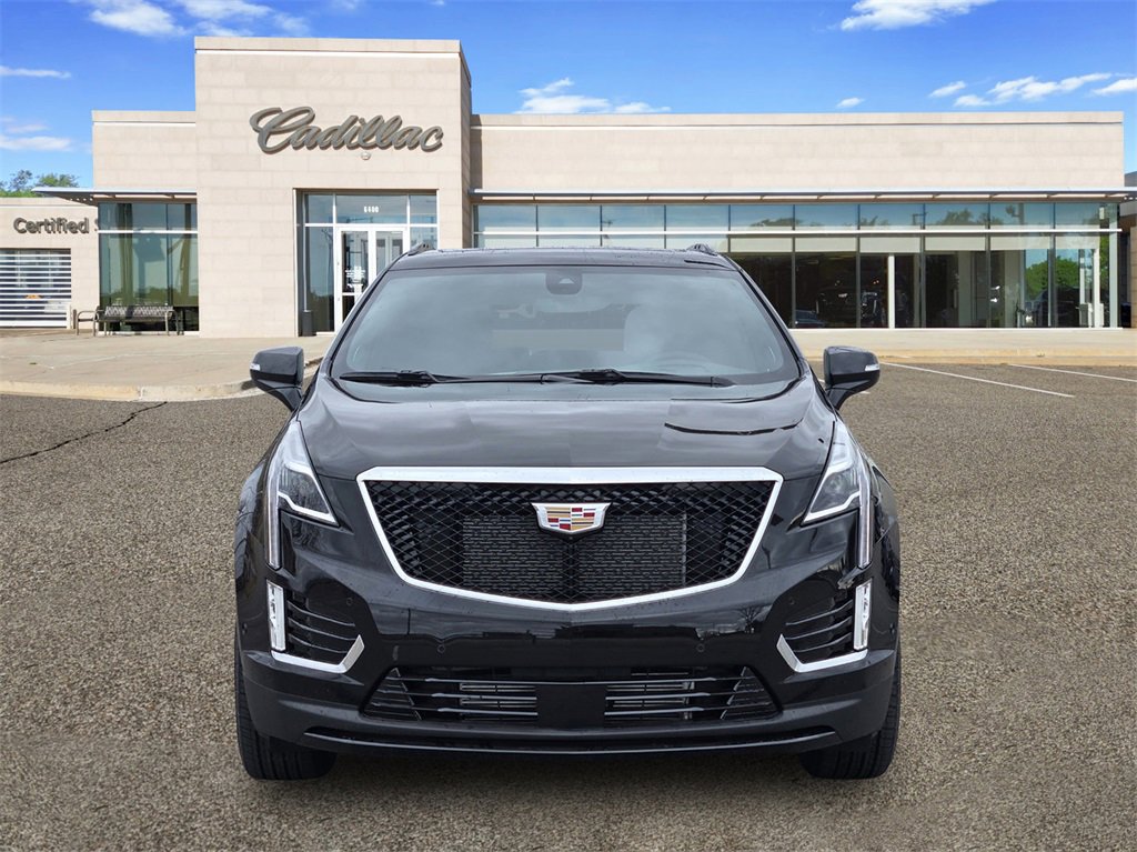 2025 Cadillac XT5 Sport photo 2