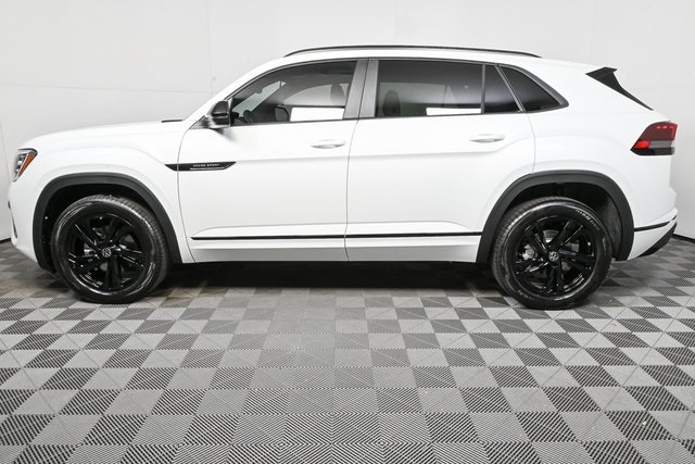 2026 Volkswagen Atlas Cross Sport SEL R-LINE