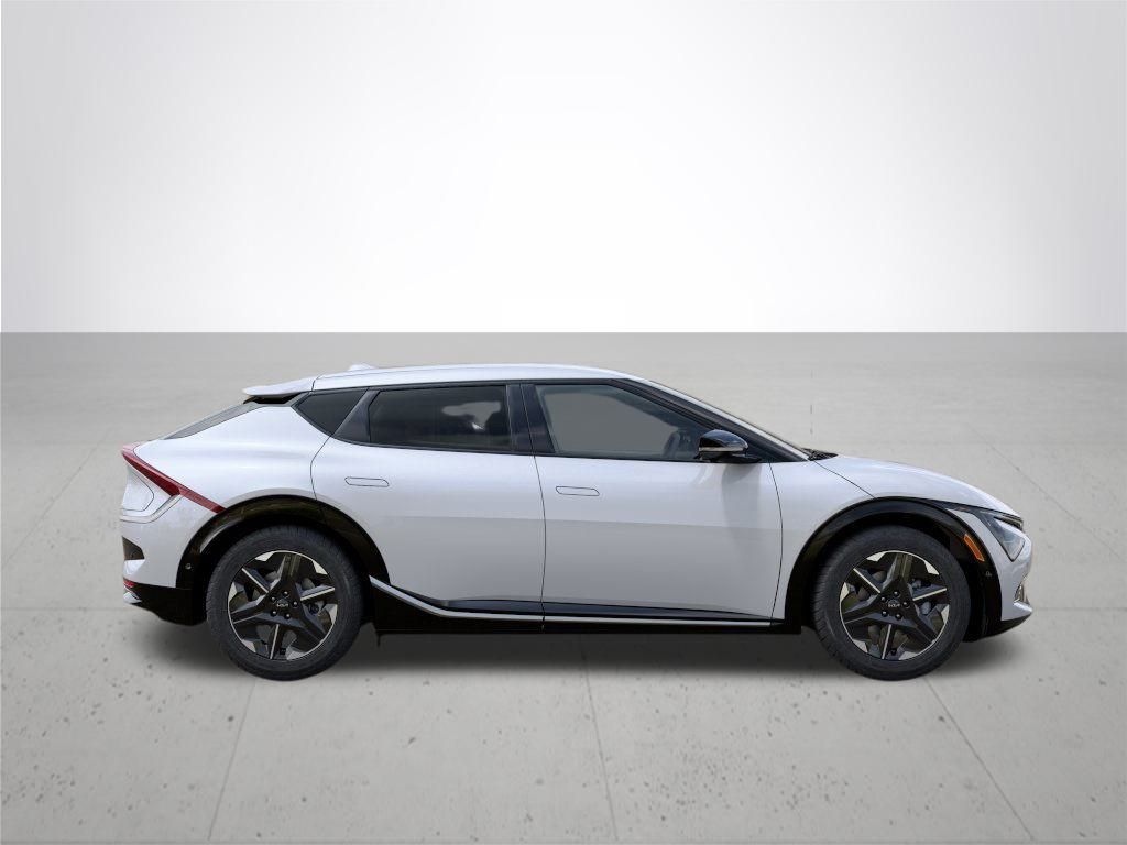 2025 Kia EV6 Wind photo 5