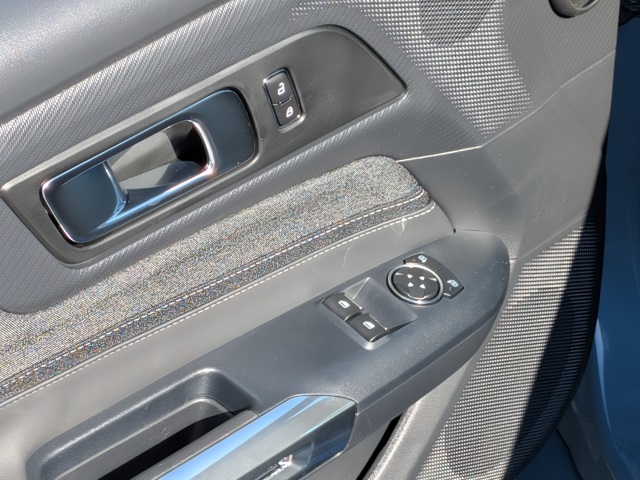 2025 Ford Mustang EcoBoost Premium photo 11