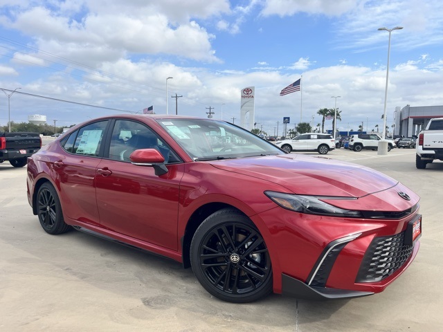 2026 Toyota Camry SE's photo