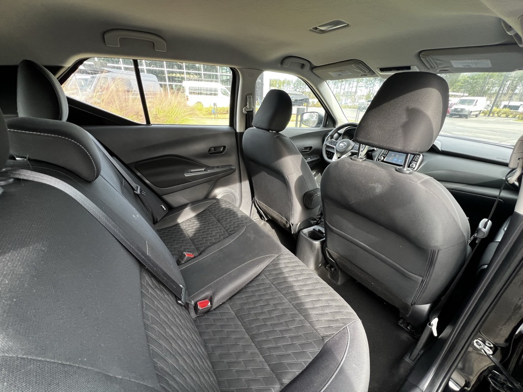 2021 Nissan Kicks S photo 15