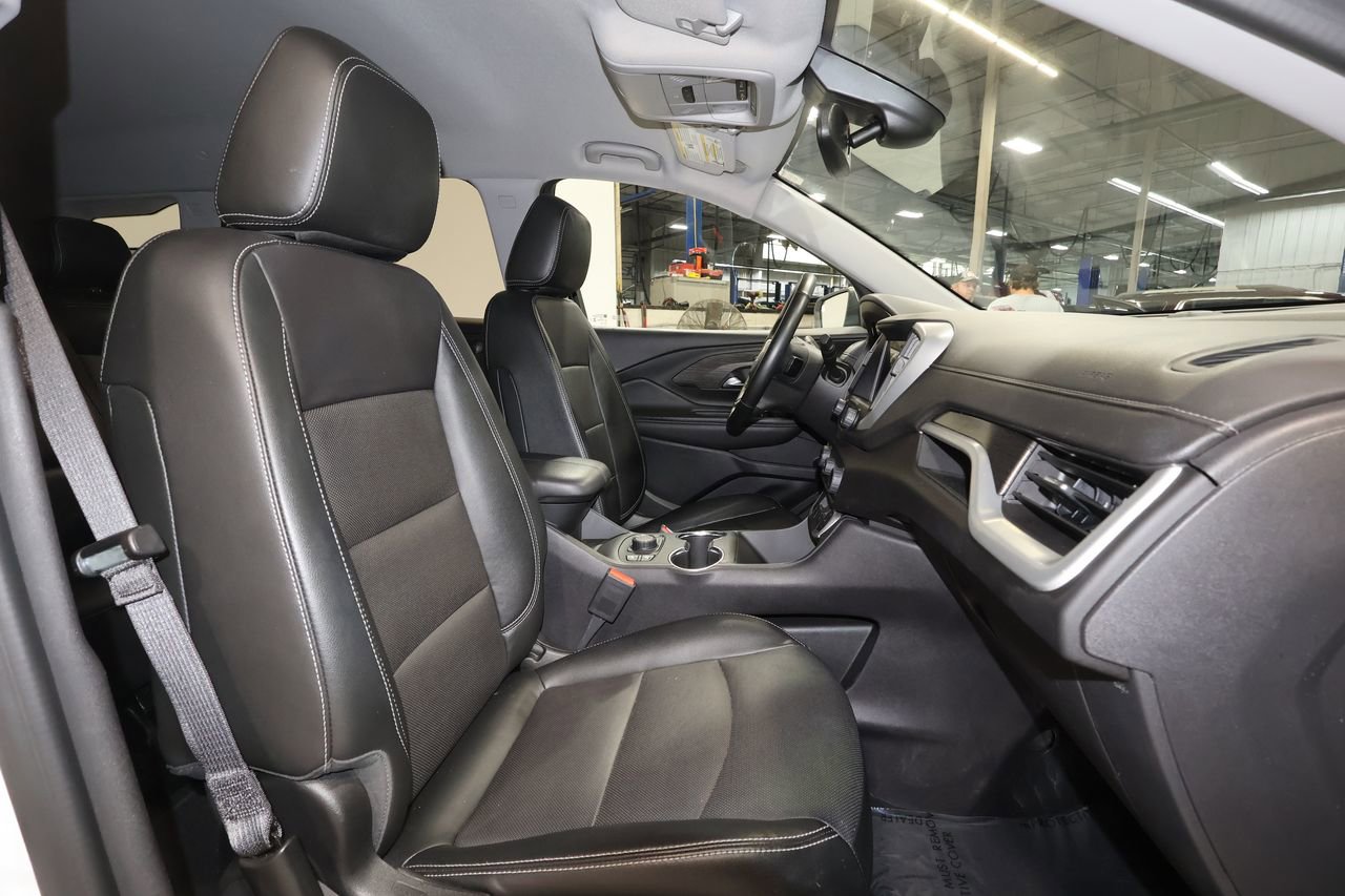 2024 Gmc Terrain SLT photo 25