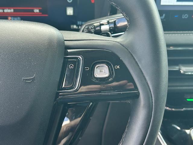 2023 Lincoln Corsair Standard photo 26